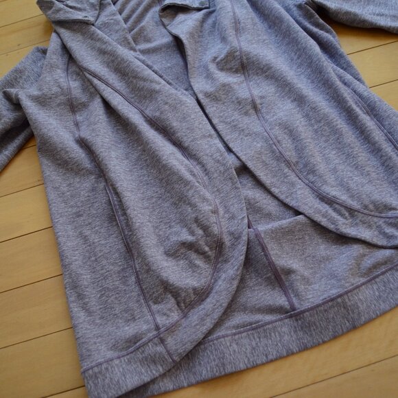 Lululemon Rulu Rally Wrap Size 12 - Picture 7 of 13